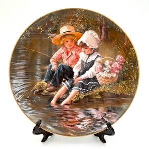 Reco Collector Plate Little Anglers Sandra Kuck OS Multicolor Excellent Vintage